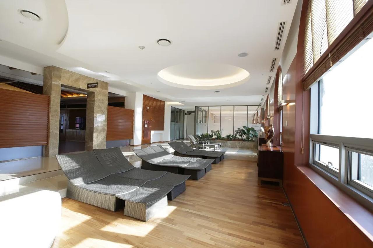 Hotel Pineridge Sokcho Exterior foto