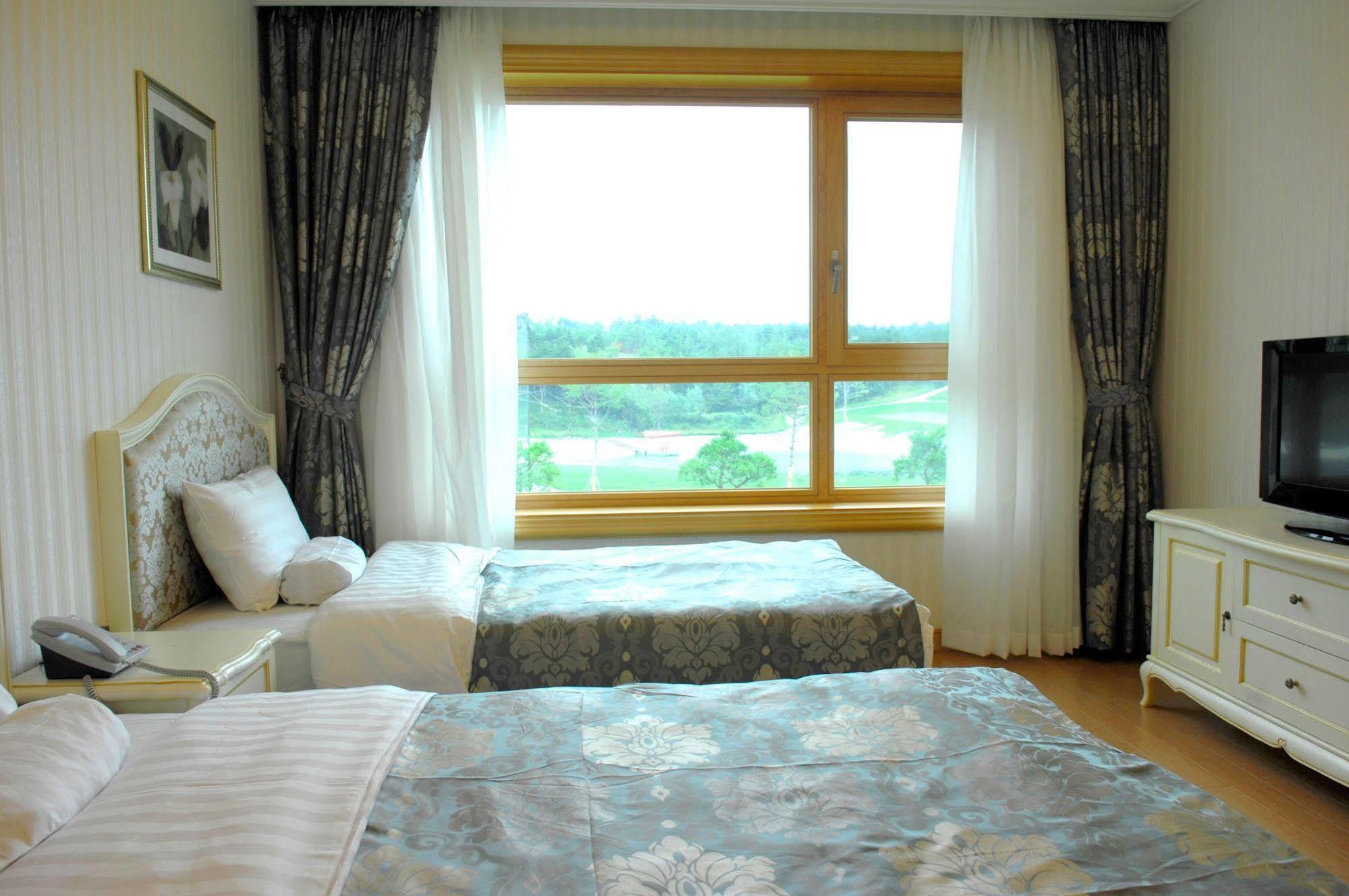 Hotel Pineridge Sokcho Exterior foto