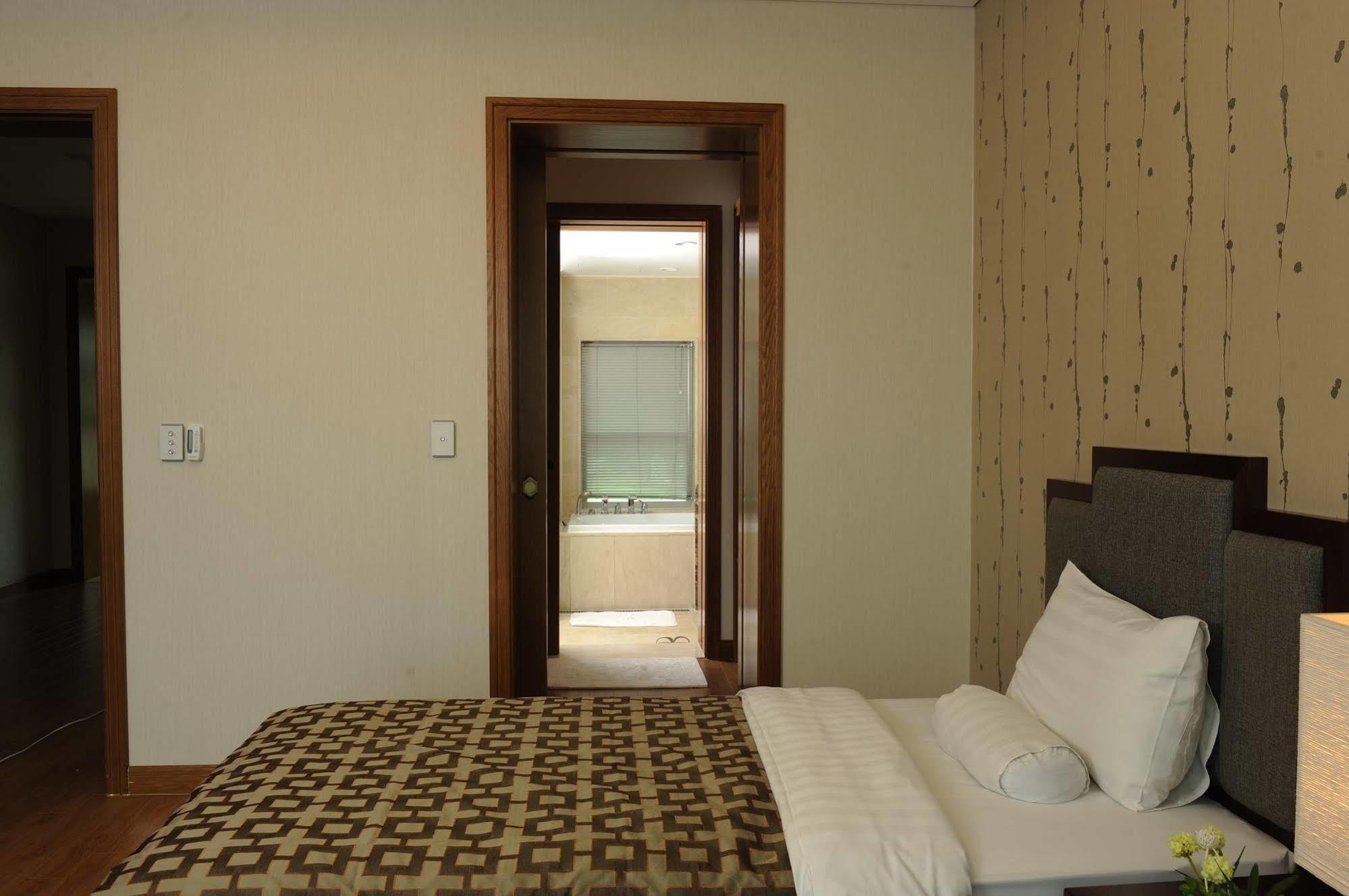 Hotel Pineridge Sokcho Exterior foto
